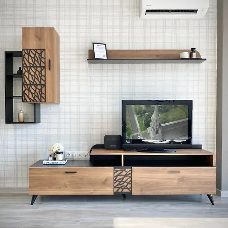 Private For 4 Guests And Parking