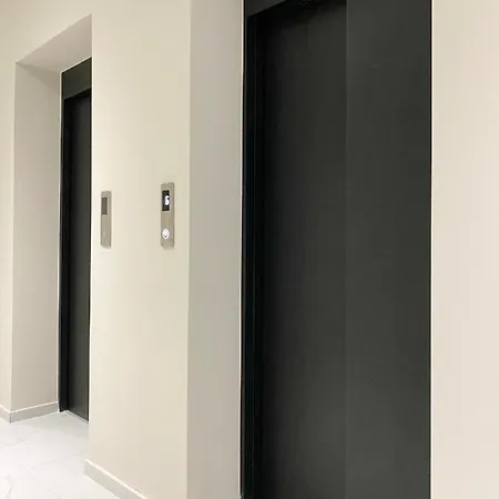 Apartment Private For 4 Guests And Parking