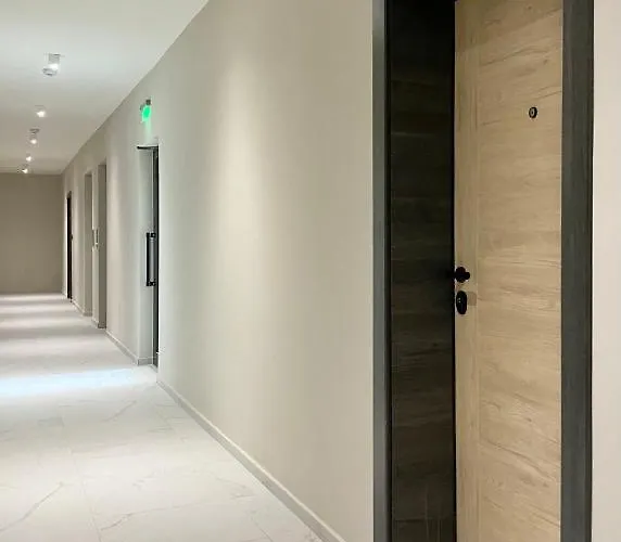 Apartamento Private For 4 Guests And Parking