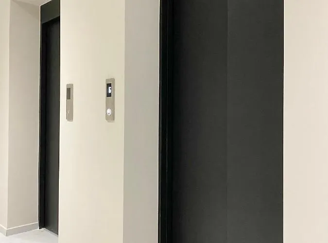 Apartamento Private For 4 Guests And Parking